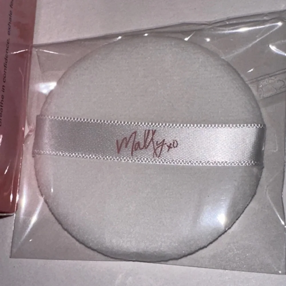 Mally Beauty Soft as Silk Foundation - Fair NEW